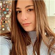 Studentessa universitaria offre aiuto compiti per ragazzi delle scuole medie online/a domicilio zona Varese e limitrofi